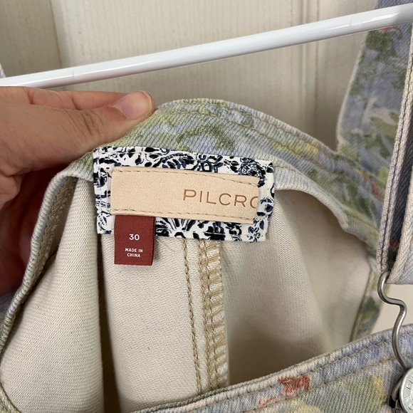 Pilcro x Anthropologie pastel floral pattern denim overalls short size 30 - Picture 8 of 11